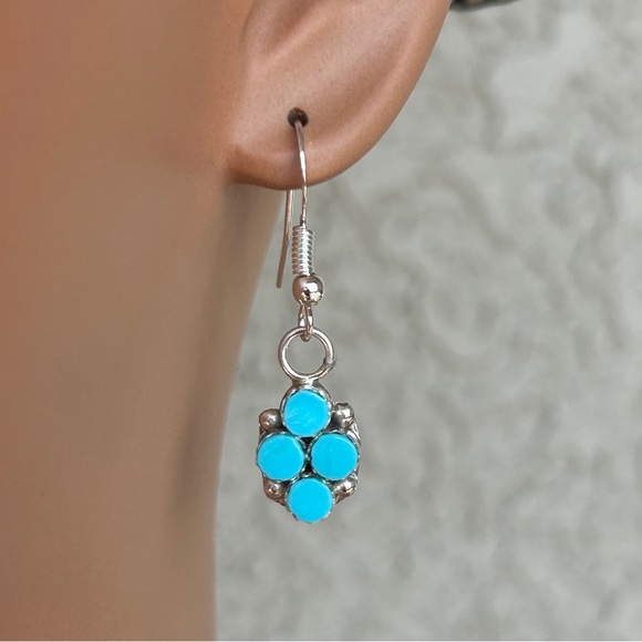Zuni Jewelry - Zuni 925 Sterling Silver Turquoise Dangle Earrings